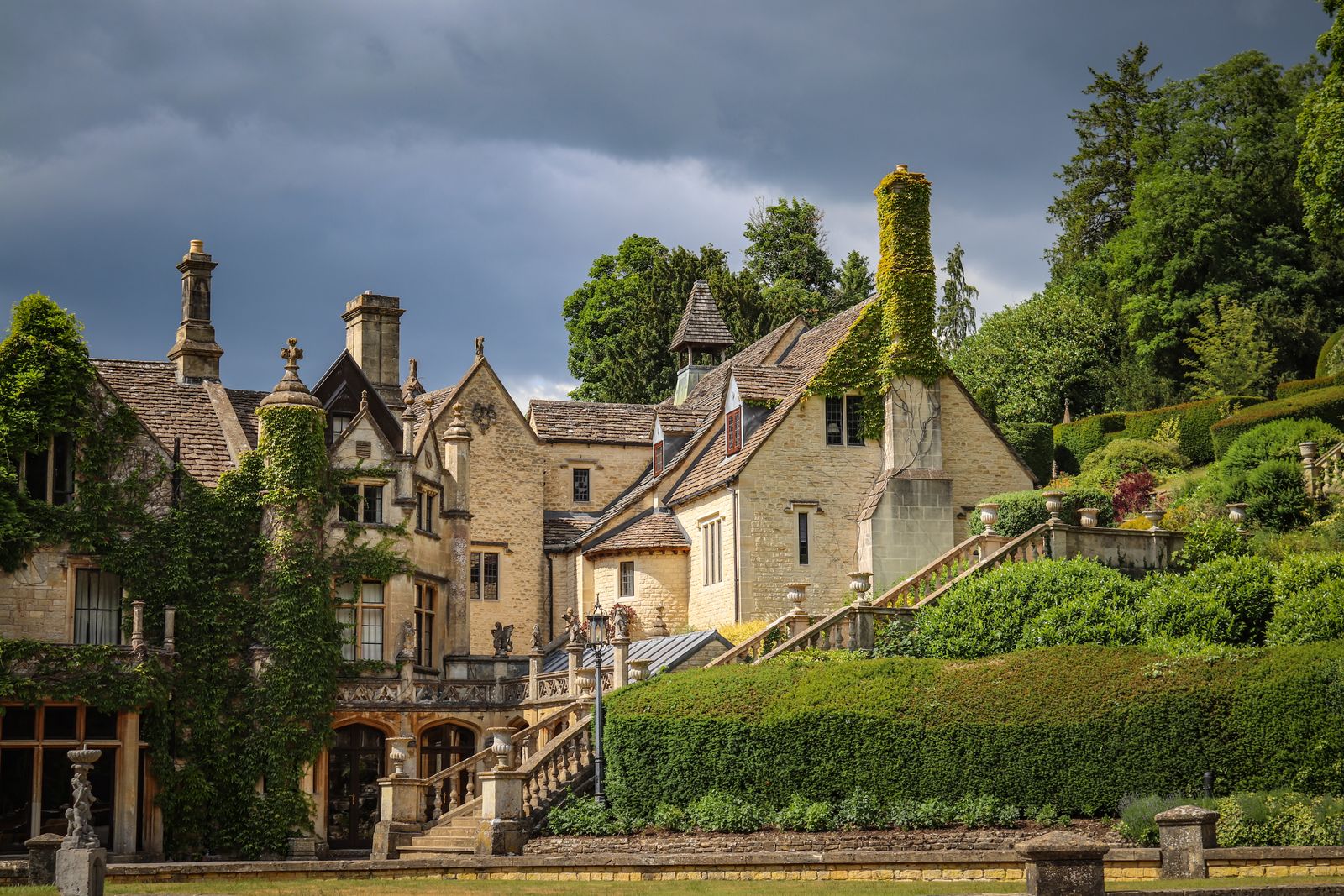 Manor gardens
