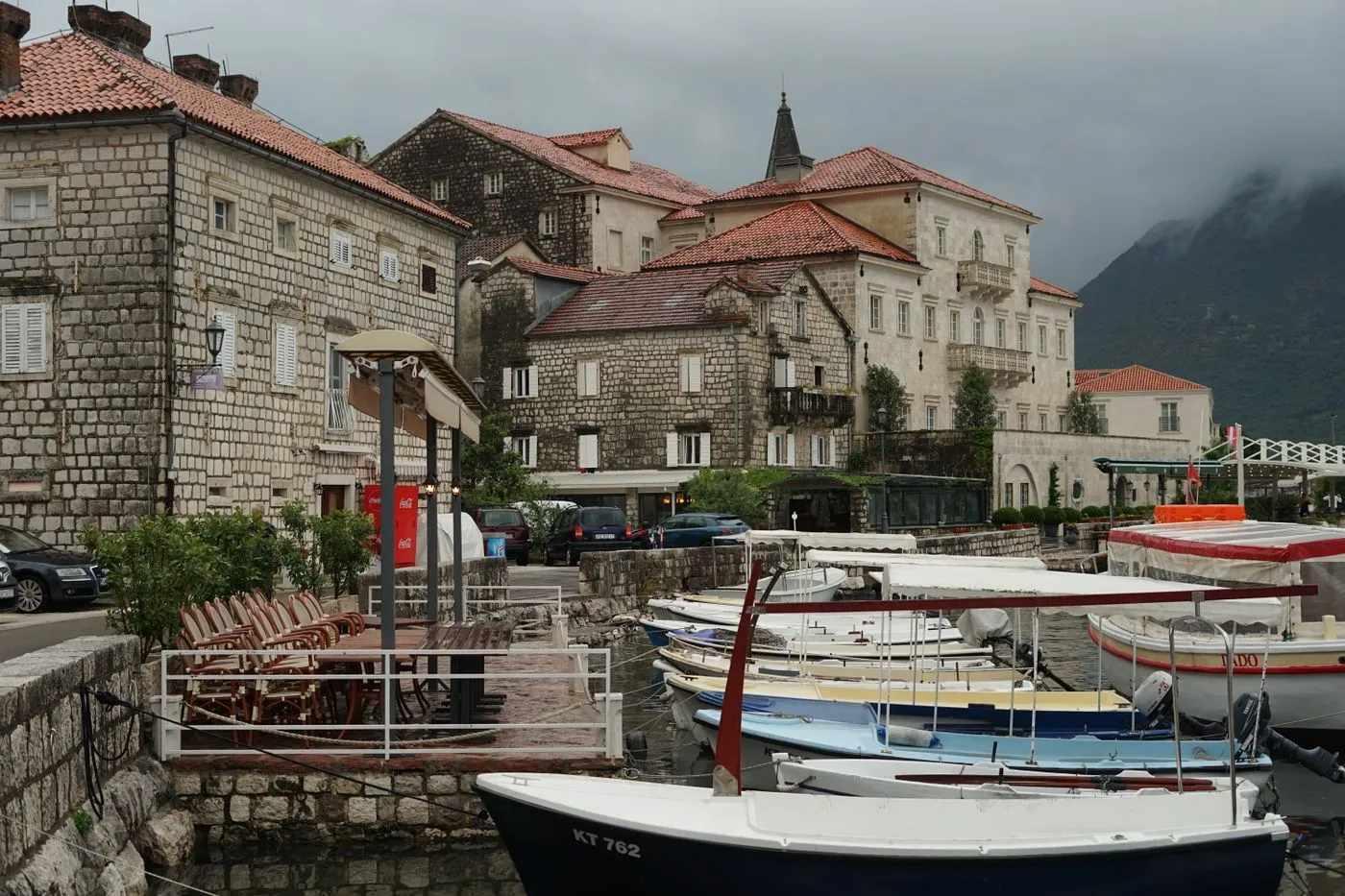 Harbour buildings and boats