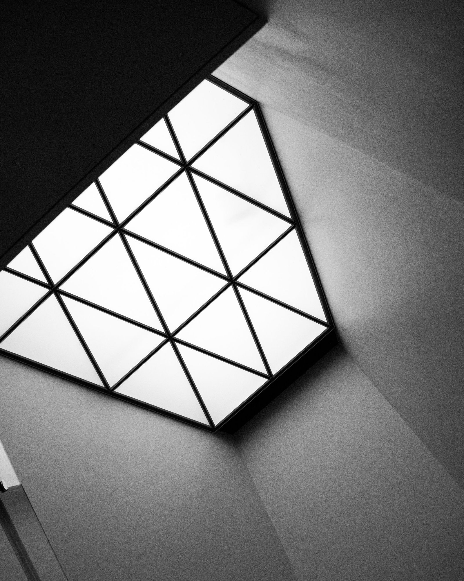 Faceted rooflight seen from below, black and white